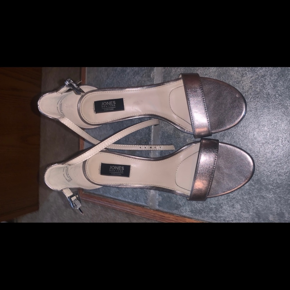 women’s jones heels
